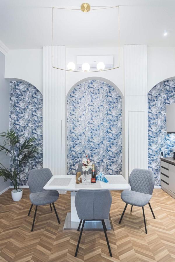 Luxury Gold 2 Bedroom Apartment Budapest Esterno foto