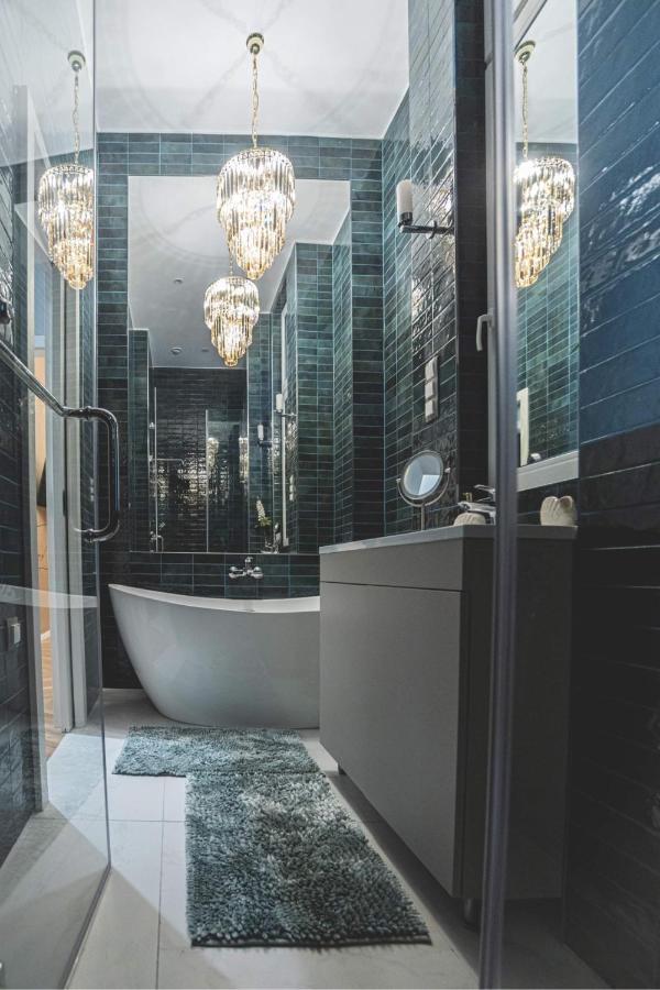 Luxury Gold 2 Bedroom Apartment Budapest Esterno foto