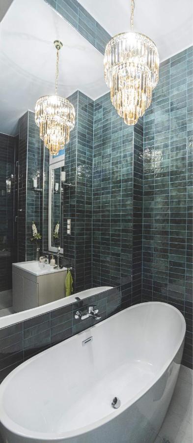Luxury Gold 2 Bedroom Apartment Budapest Esterno foto